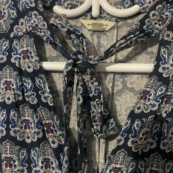 Max Studio Top - Picture 4 of 6